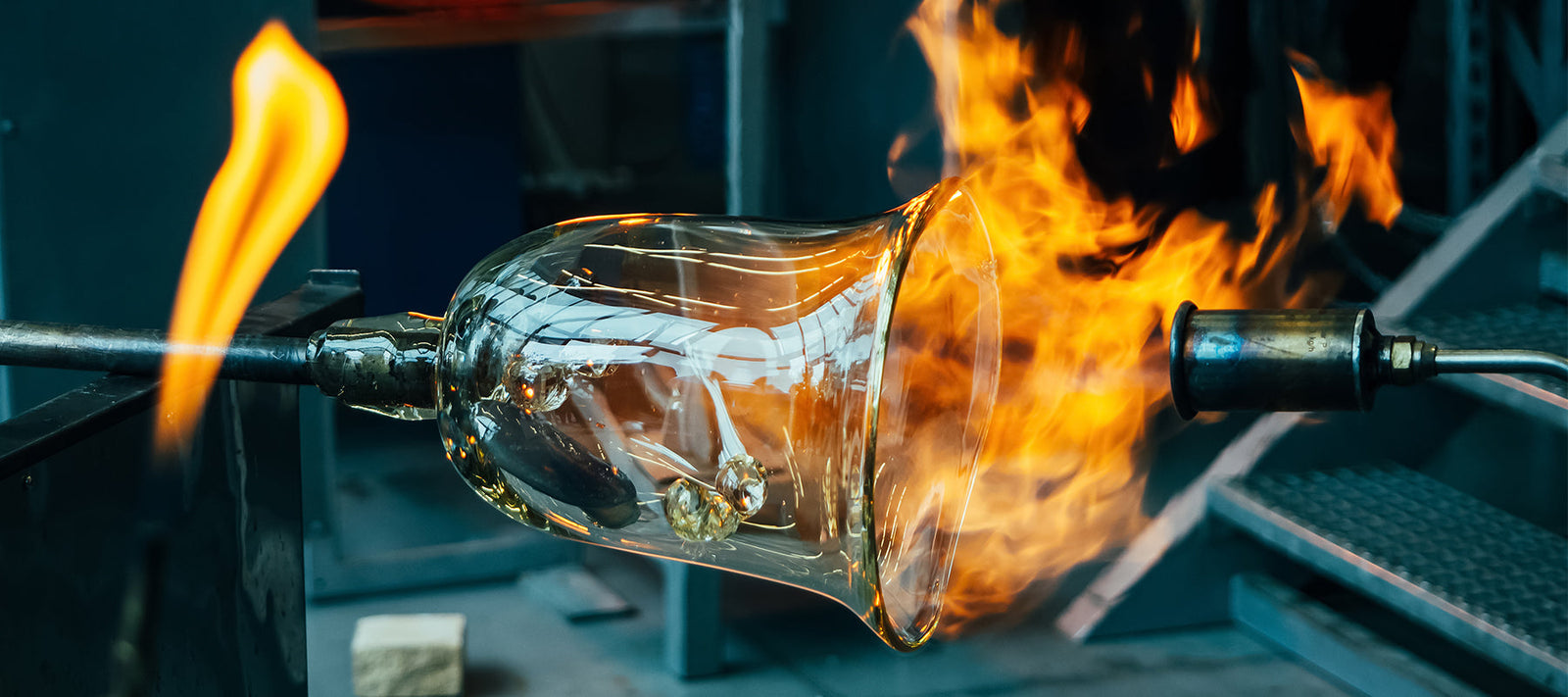 Material Matters: Why Genuine Materials Make a Difference in Lighting