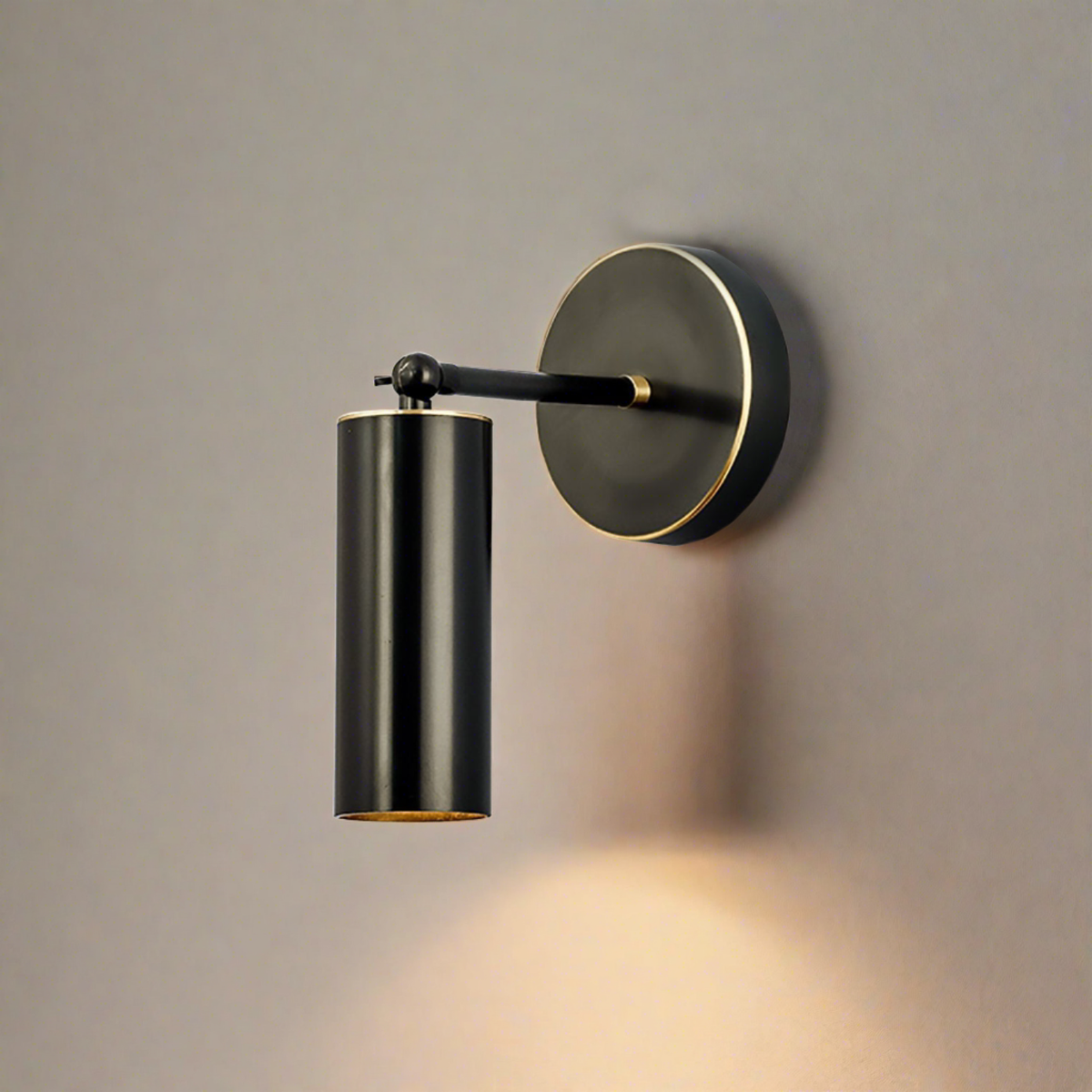 Leroy Wall Light - Black