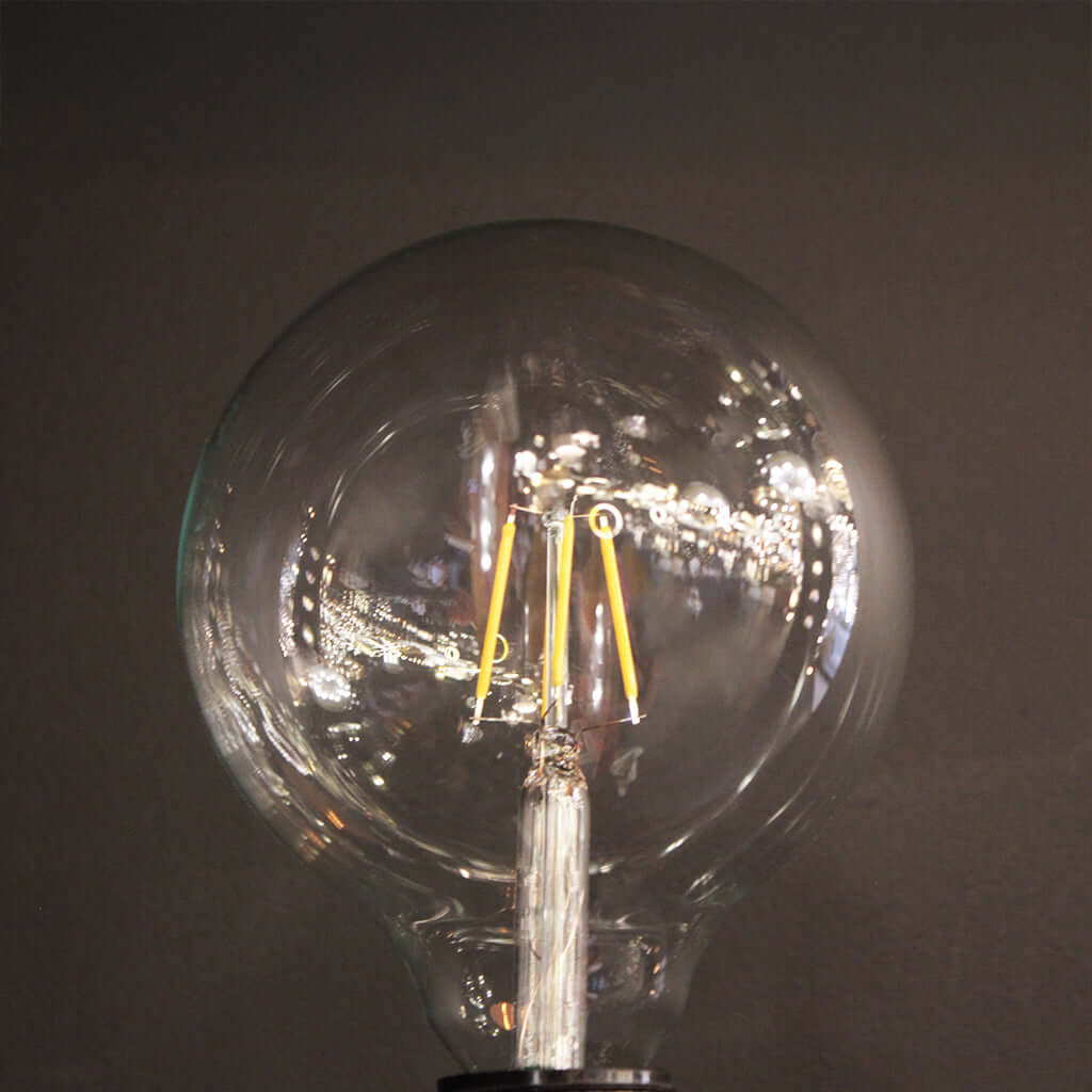 G125 Filament 4W 2700K Dimmable LED E27 Light Bulb