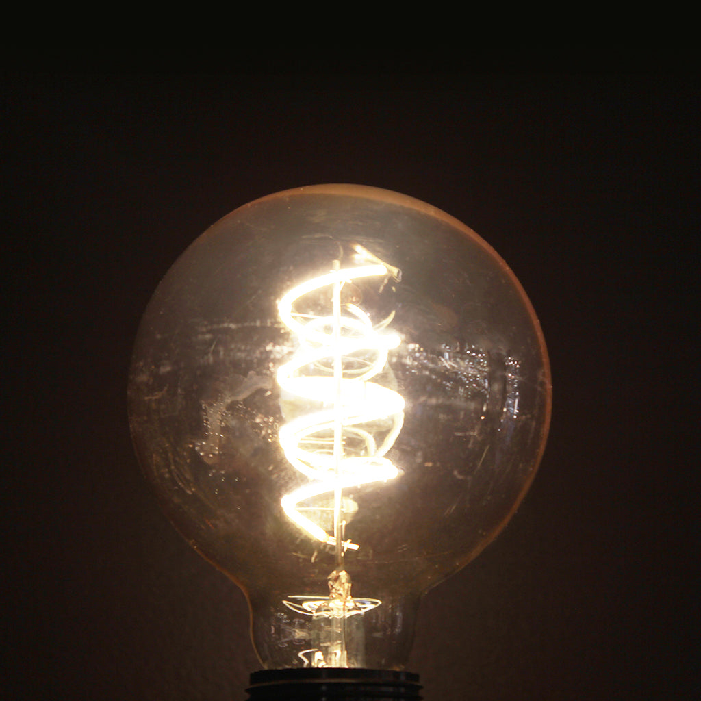 G95 Amber Glass Spiral Filament 4W 3000K Dimmable E27 Light Bulb