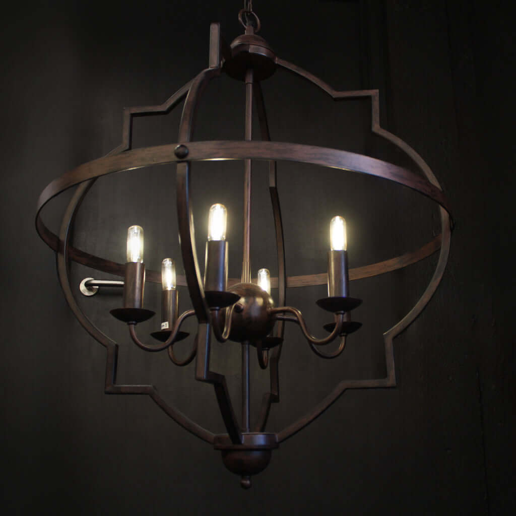 Hilton Pendant