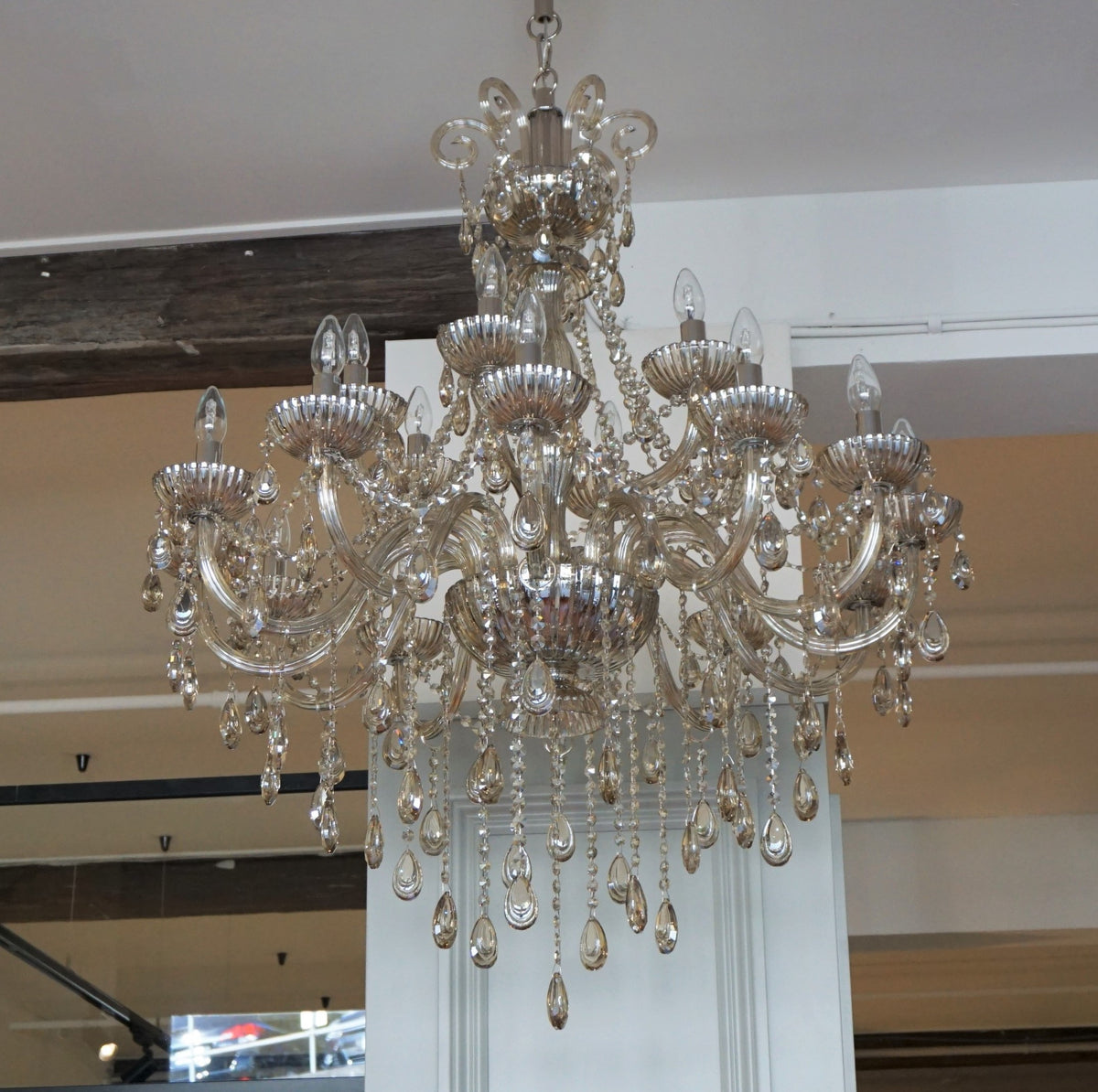 Hera 15 Light Chandelier