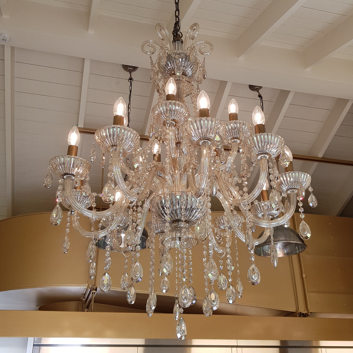 Hera 15 Light Chandelier