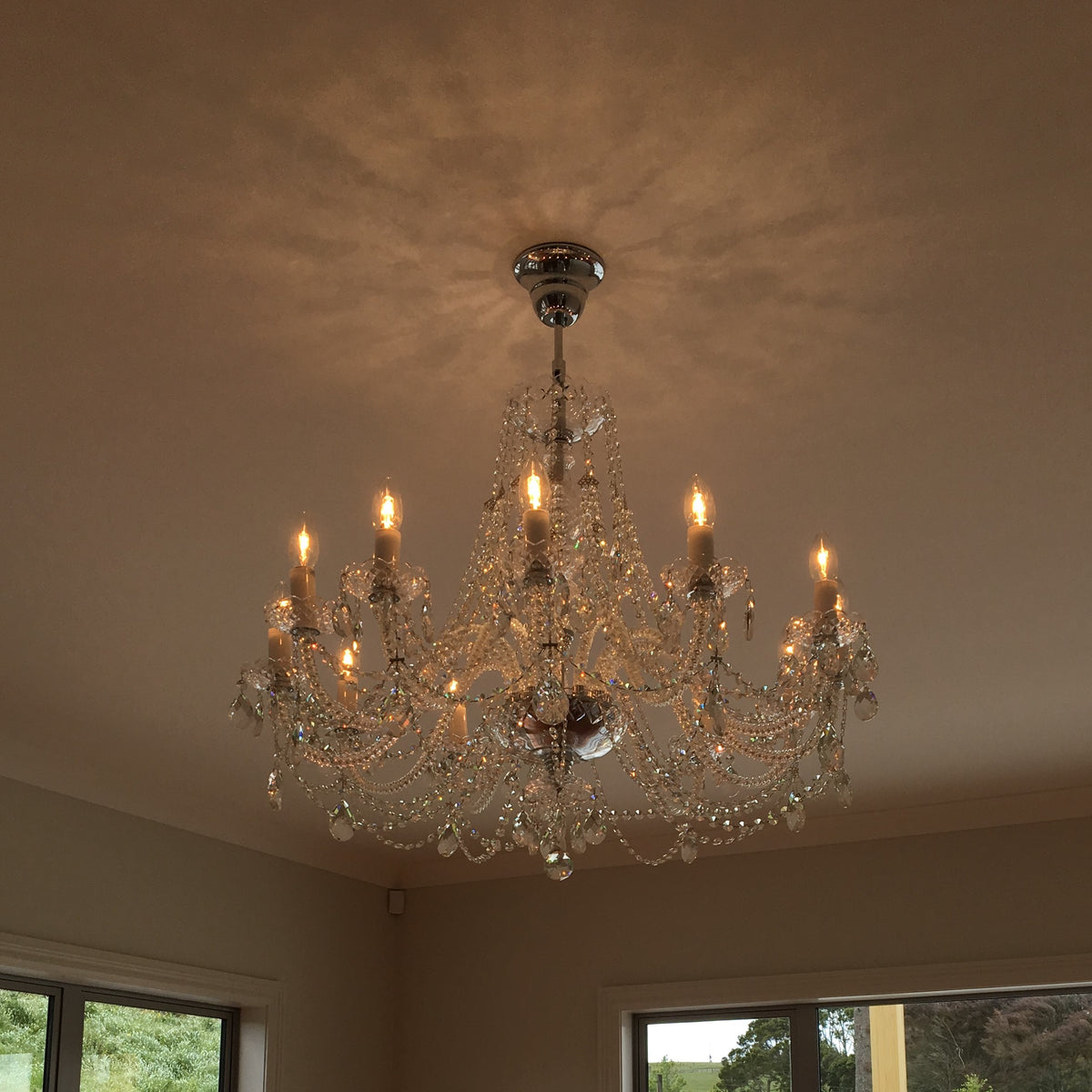 Isabelle 12 Light Chandelier