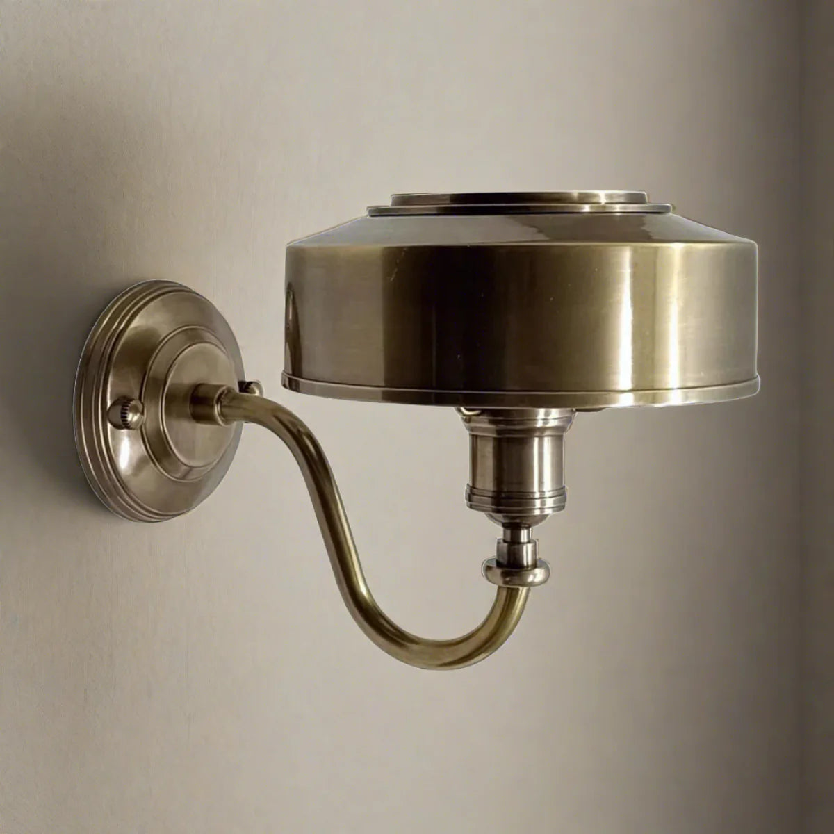 Meyer Wall Light