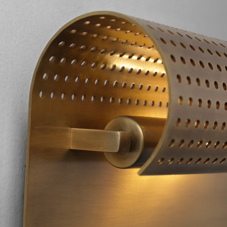 Angus Wall Light
