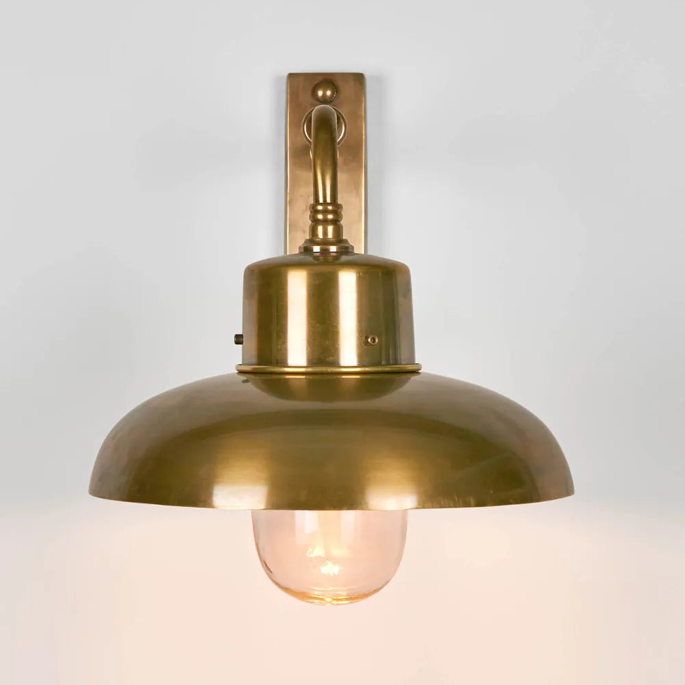 Brad Wall Light