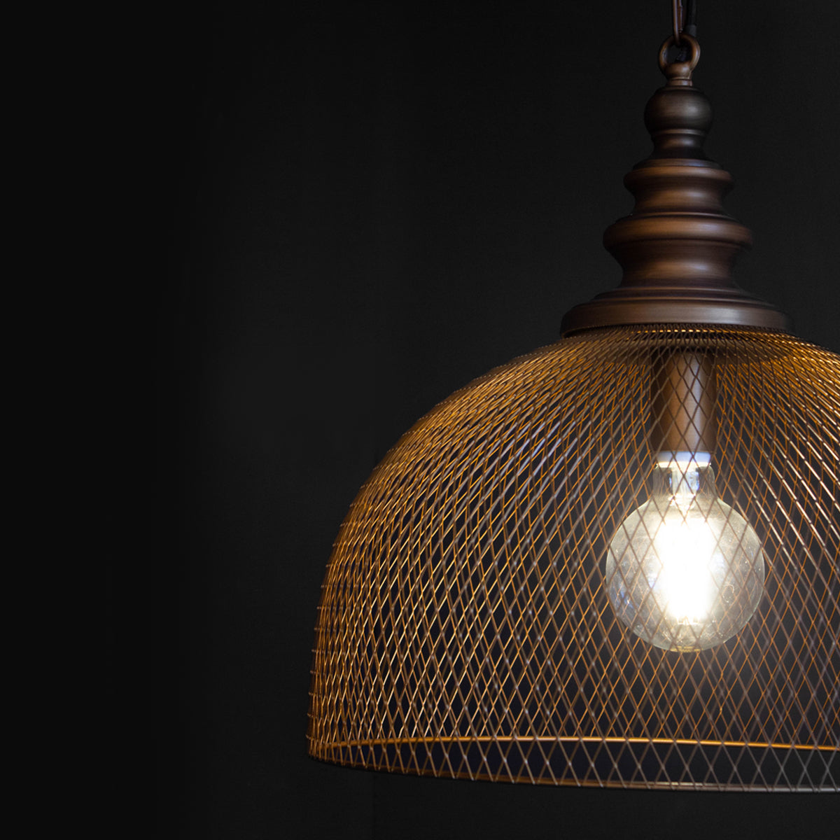 Amira Pendant
