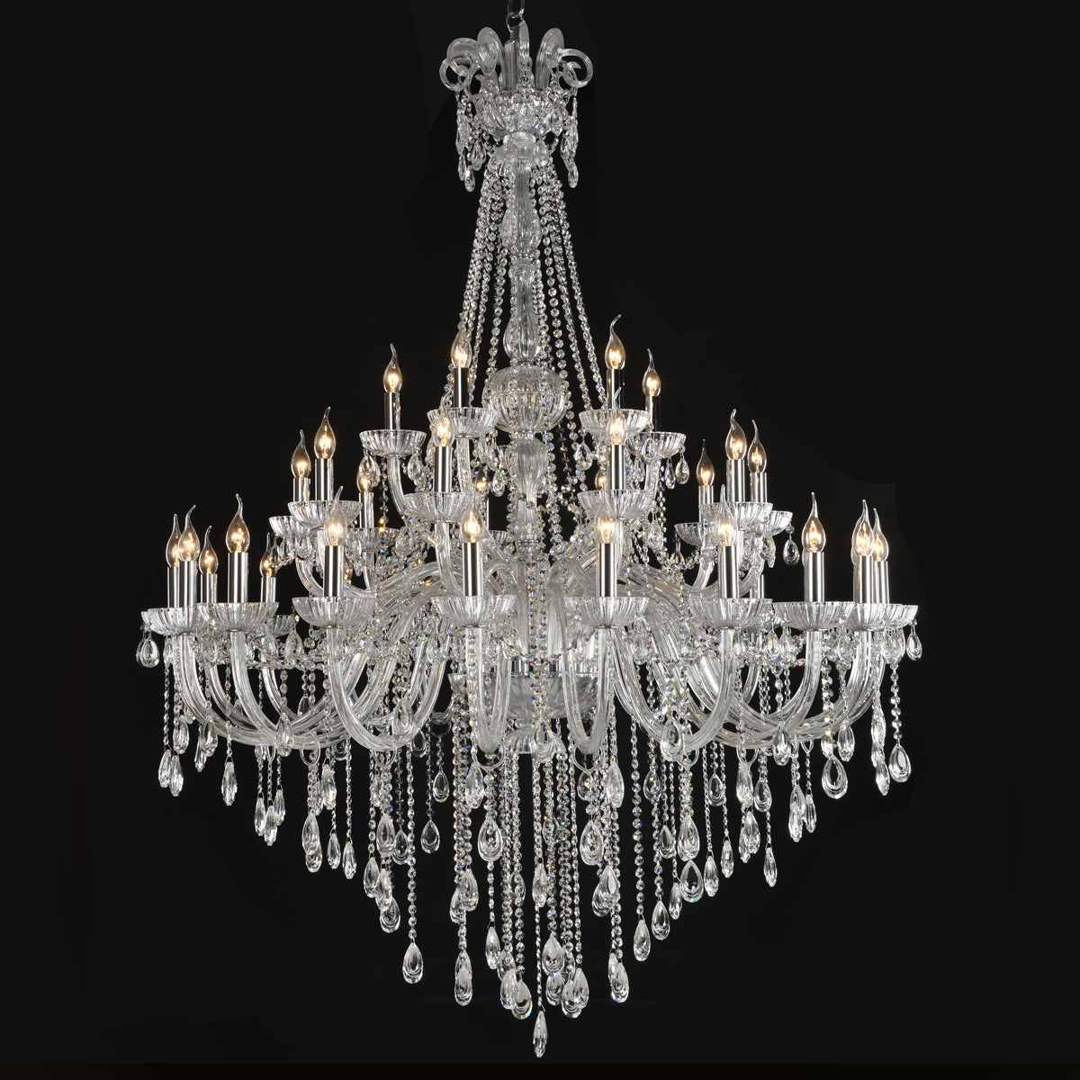 Hera 35 Light Chandelier