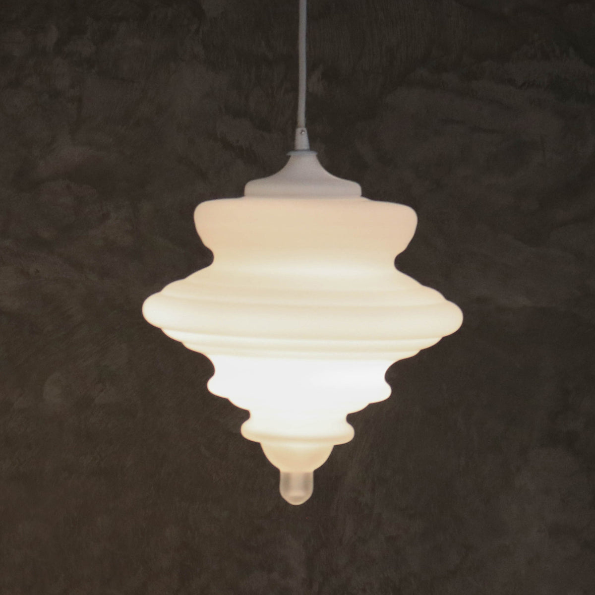 Schelp Opal Pendants_Tall_Style A_Murano Plus lighting nz